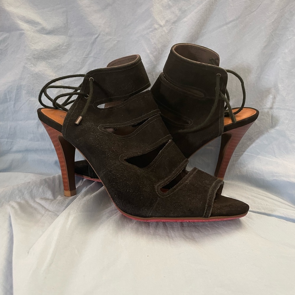 Black Suede "Play Along" Gladiator Stiletto Heels By Seychelles Color. Size 10